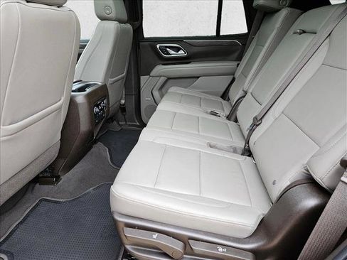 Used 2021 Chevrolet Tahoe Z71 AWD/4WD image 18