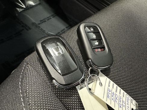 Certified 2025 Honda CR-V LX image 28