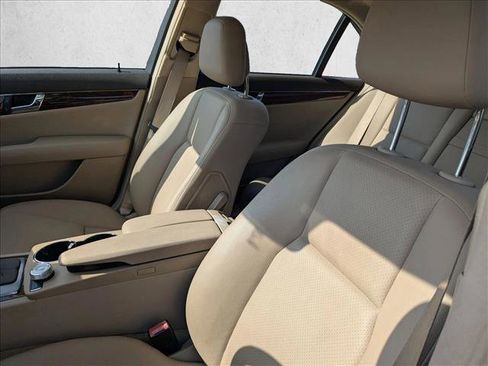 Used 2011 Mercedes-Benz C 300 Sport image 16