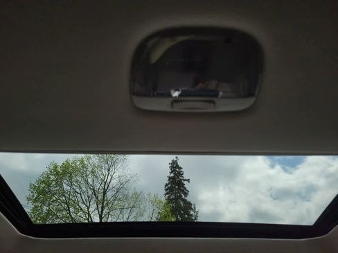 Used 2021 Subaru Outback Touring XT image 24