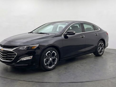 Used 2024 Chevrolet Malibu LT FWD image 3