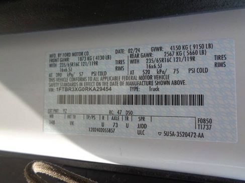 Used 2024 Ford Transit 250 148 High Roof Extended RWD image 28
