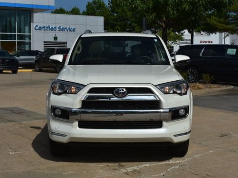 Used 2018 Toyota 4Runner Limited RWD image 2
