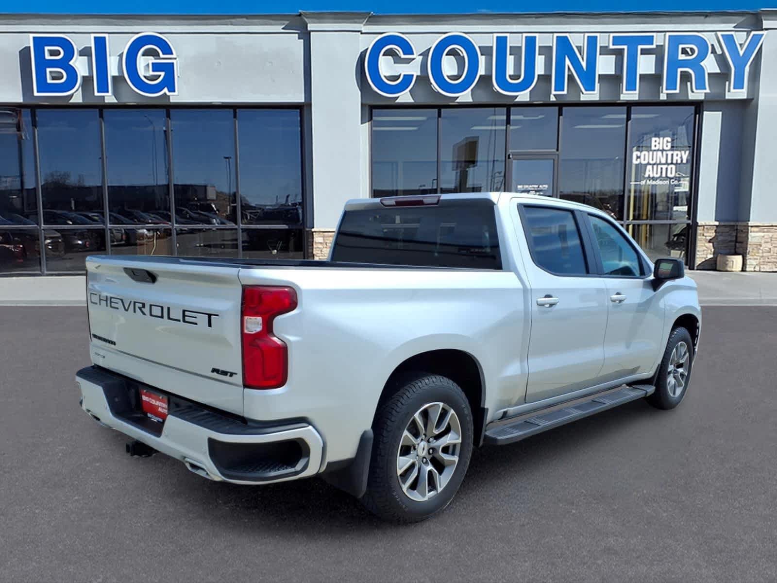 Used 2022 Chevrolet Silverado 1500 RST AWD/4WD image 5