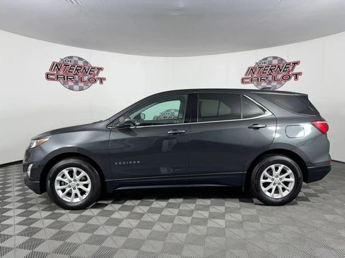 Used 2020 Chevrolet Equinox LT w/ Driver Convenience Package image 4