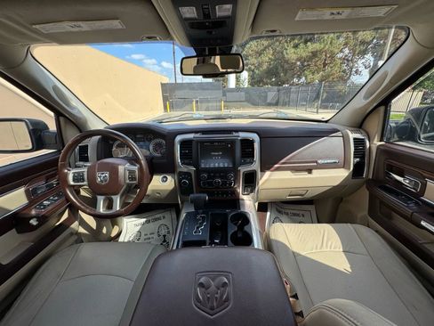 Used 2013 RAM 1500 Laramie w/ Convenience Group AWD/4WD image 16