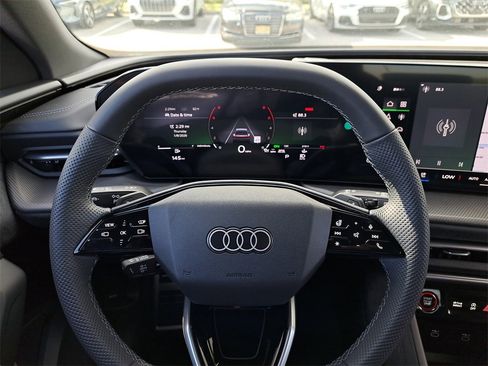 New 2025 Audi SQ5 Premium Plus image 7