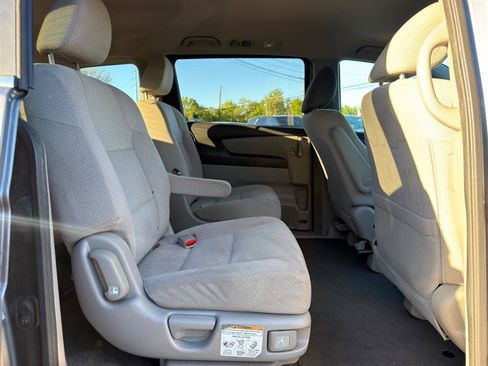 Used 2012 Honda Odyssey LX image 22