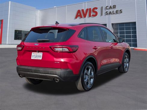 Used 2025 Ford Escape ST-Line image 6