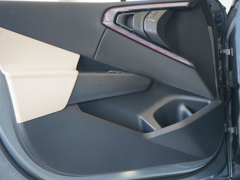 Used 2025 BMW X3 xDrive30i w/ Convenience Package image 9