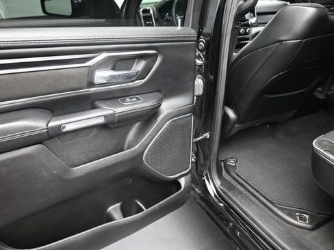 Used 2024 RAM 1500 Laramie AWD/4WD image 16