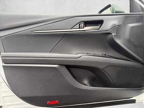 Used 2025 Toyota Camry SE image 10