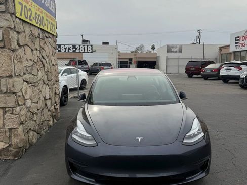 Used 2018 Tesla Model 3 Long Range image 7