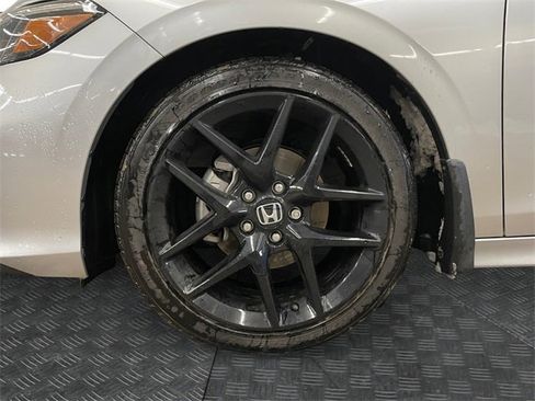 Used 2025 Honda Civic Sport image 14