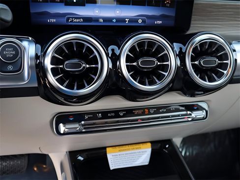 New 2026 Mercedes-Benz GLB 250 4MATIC image 45