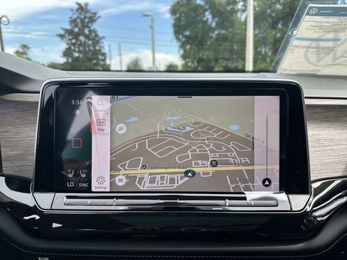 New 2026 Volkswagen Atlas SEL Premium R-Line image 18