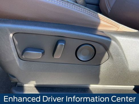 Used 2021 Chevrolet Suburban High Country image 21