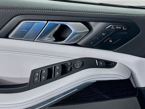 New 2026 BMW X7 xDrive40i AWD/4WD image 20