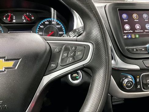 Used 2022 Chevrolet Equinox LS image 12