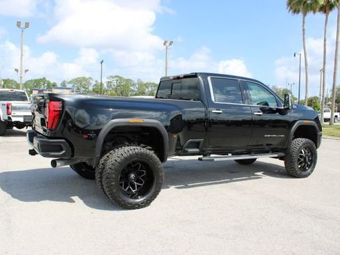 Used 2024 GMC Sierra 3500 Denali w/ Denali Reserve Package AWD/4WD image 13