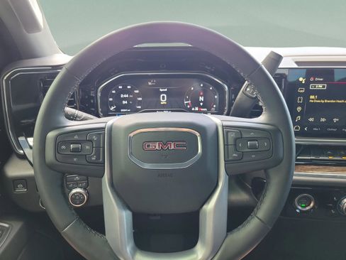 Used 2024 GMC Sierra 1500 Elevation AWD/4WD image 20