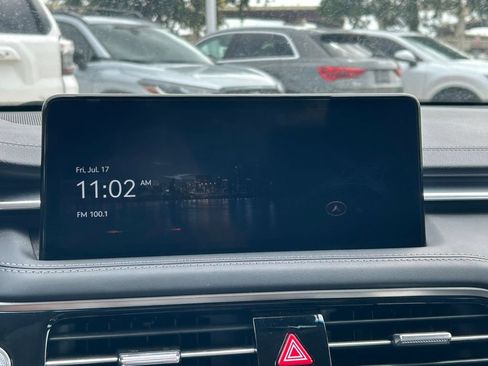 Used 2025 Genesis G70 2.5T RWD image 25
