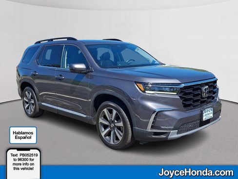 Certified 2023 Honda Pilot Touring image 1
