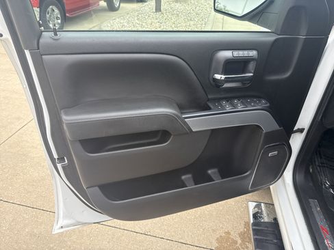 Used 2018 Chevrolet Silverado 1500 LTZ Z71 w/ LTZ Plus Package image 11