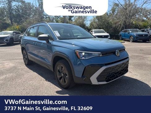 New 2026 Volkswagen Taos S image 1