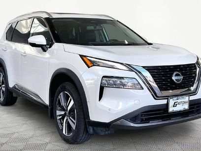 Used 2023 Nissan Rogue SL w/ SL Premium Package