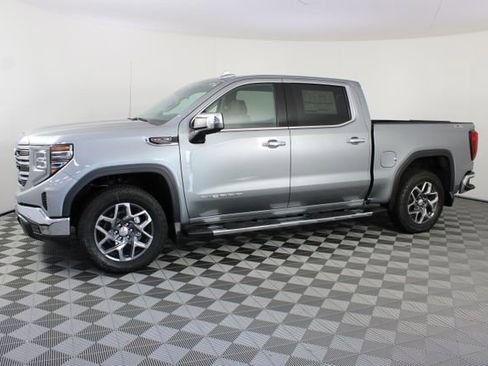 New 2026 GMC Sierra 1500 SLT AWD/4WD image 2