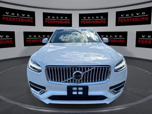 Used 2023 Volvo XC90 T8 Ultimate image 3