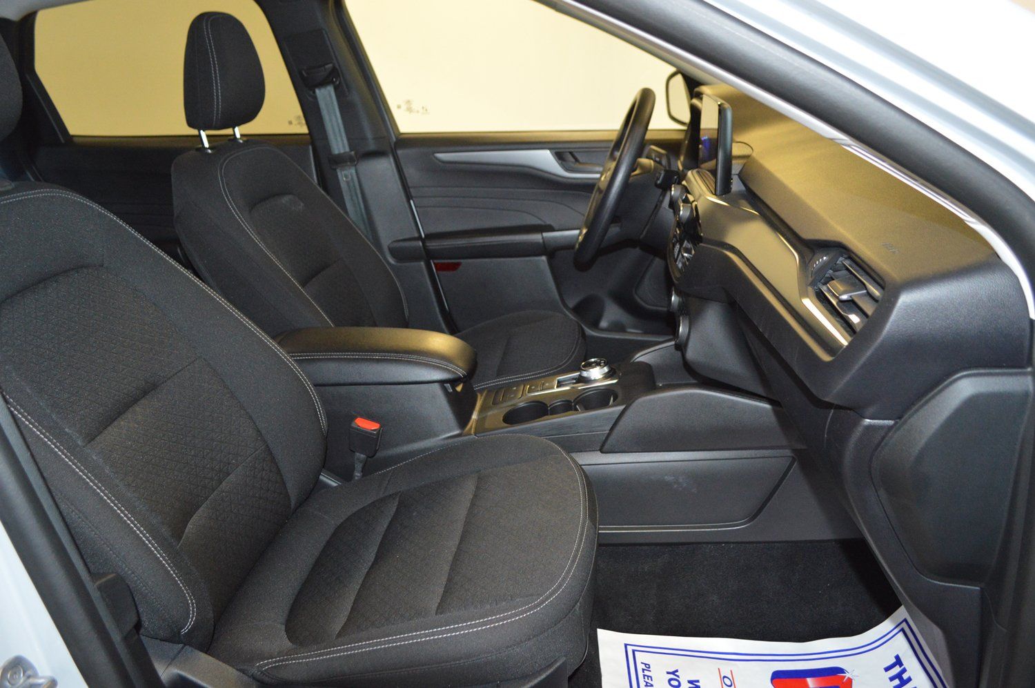 Used 2025 Ford Escape Active AWD/4WD image 11