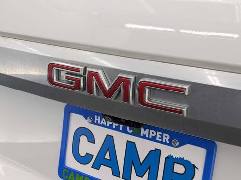Used 2023 GMC Yukon XL Denali w/ Advanced Technology Package AWD/4WD image 15