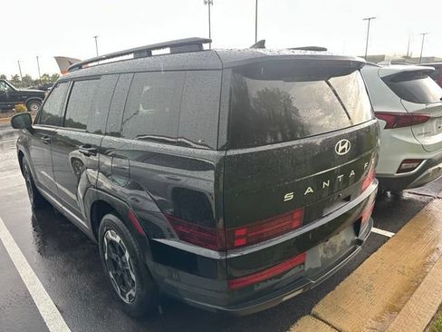 Used 2024 Hyundai Santa Fe SEL FWD image 8