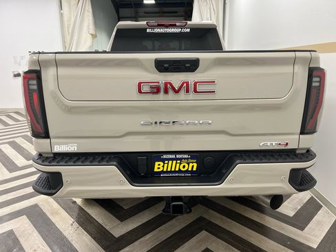 New 2026 GMC Sierra 2500 AT4 w/ Max Trailering Package AWD/4WD image 15