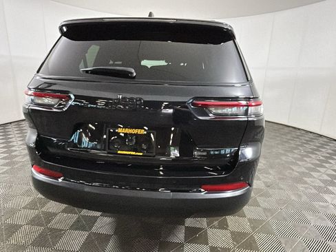 Used 2023 Jeep Grand Cherokee L Laredo AWD/4WD image 4