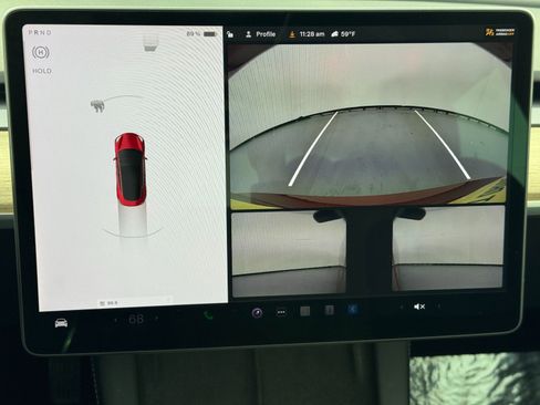 Used 2022 Tesla Model 3 image 23