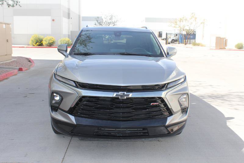 Used 2023 Chevrolet Blazer RS w/ Driver Confidence II Package FWD image 3