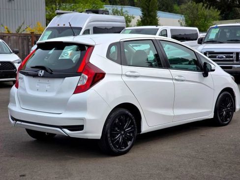 Used 2019 Honda Fit LX image 7