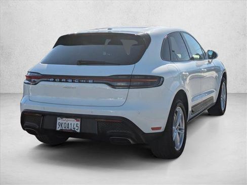 Used 2024 Porsche Macan image 5