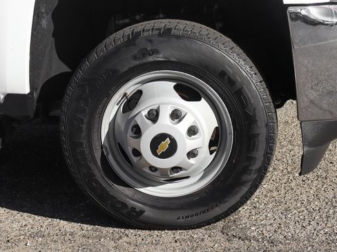 Used 2018 Chevrolet Silverado 3500 W/T w/ WT Convenience Package image 39