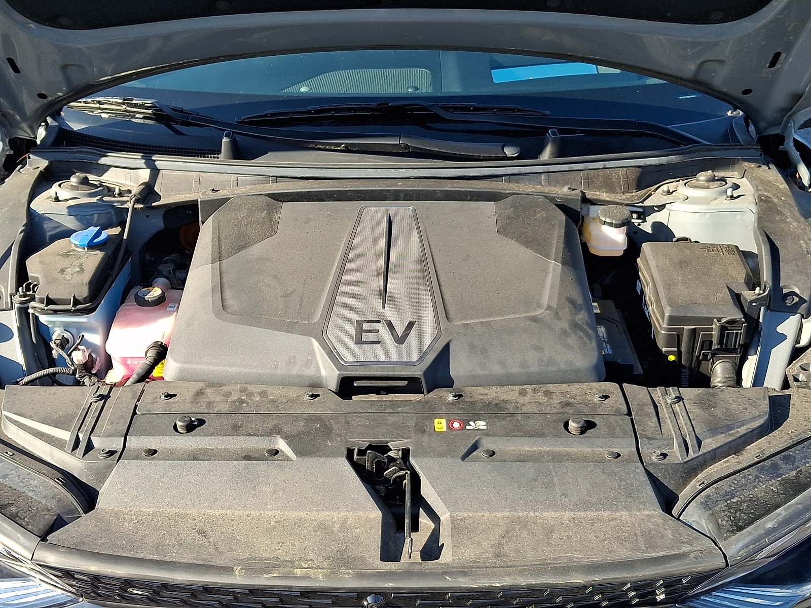 Used 2024 Kia EV6 GT-Line AWD/4WD image 29