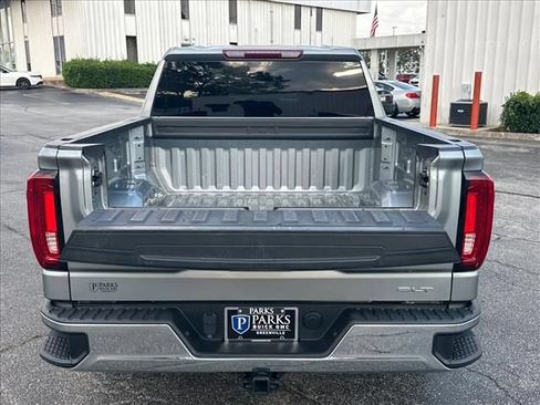Certified 2025 GMC Sierra 1500 SLT RWD image 11