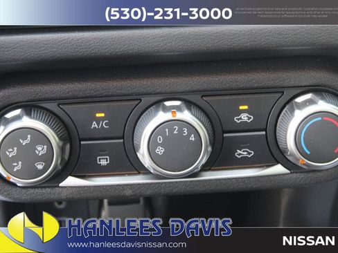 Used 2025 Nissan Versa S w/ Trunk Package FWD image 22
