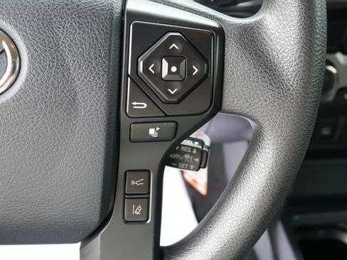 Used 2020 Toyota Tacoma SR AWD/4WD image 17