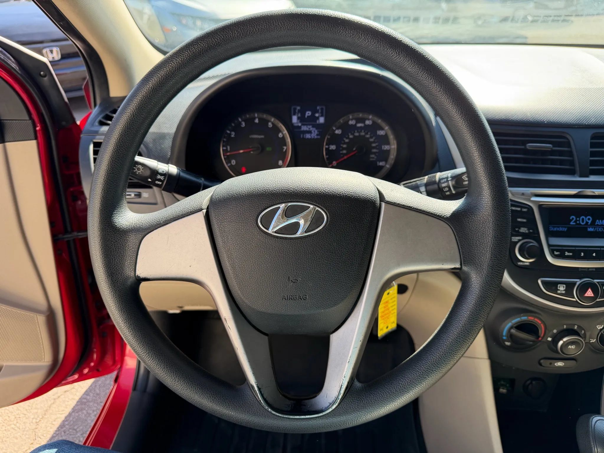 Used 2016 Hyundai Accent SE FWD image 37