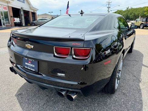 Used 2010 Chevrolet Camaro SS w/ RS Package RWD image 5
