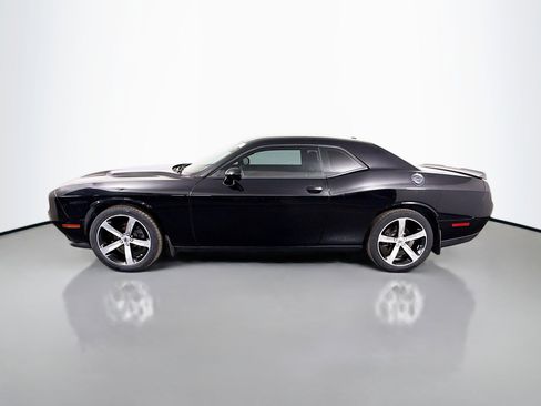 Used 2018 Dodge Challenger SXT w/ Blacktop Package image 6