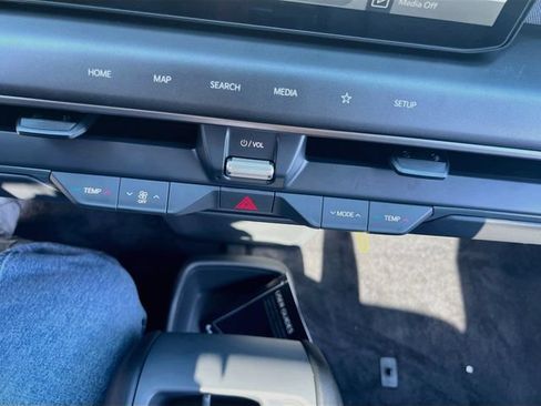 New 2026 Kia EV9 Light RWD image 16
